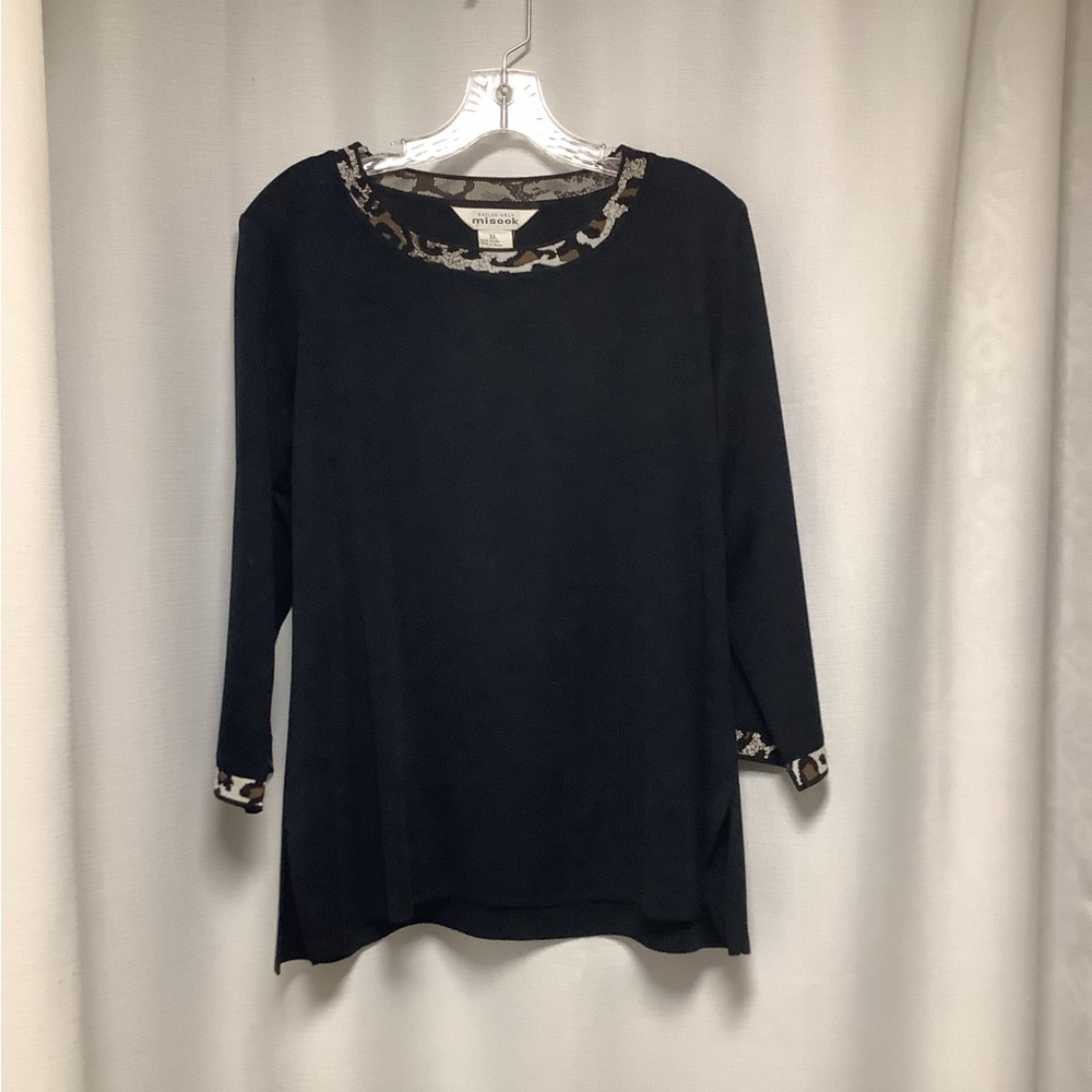 Misook XL black sweater w/animal print at neck & wrists
